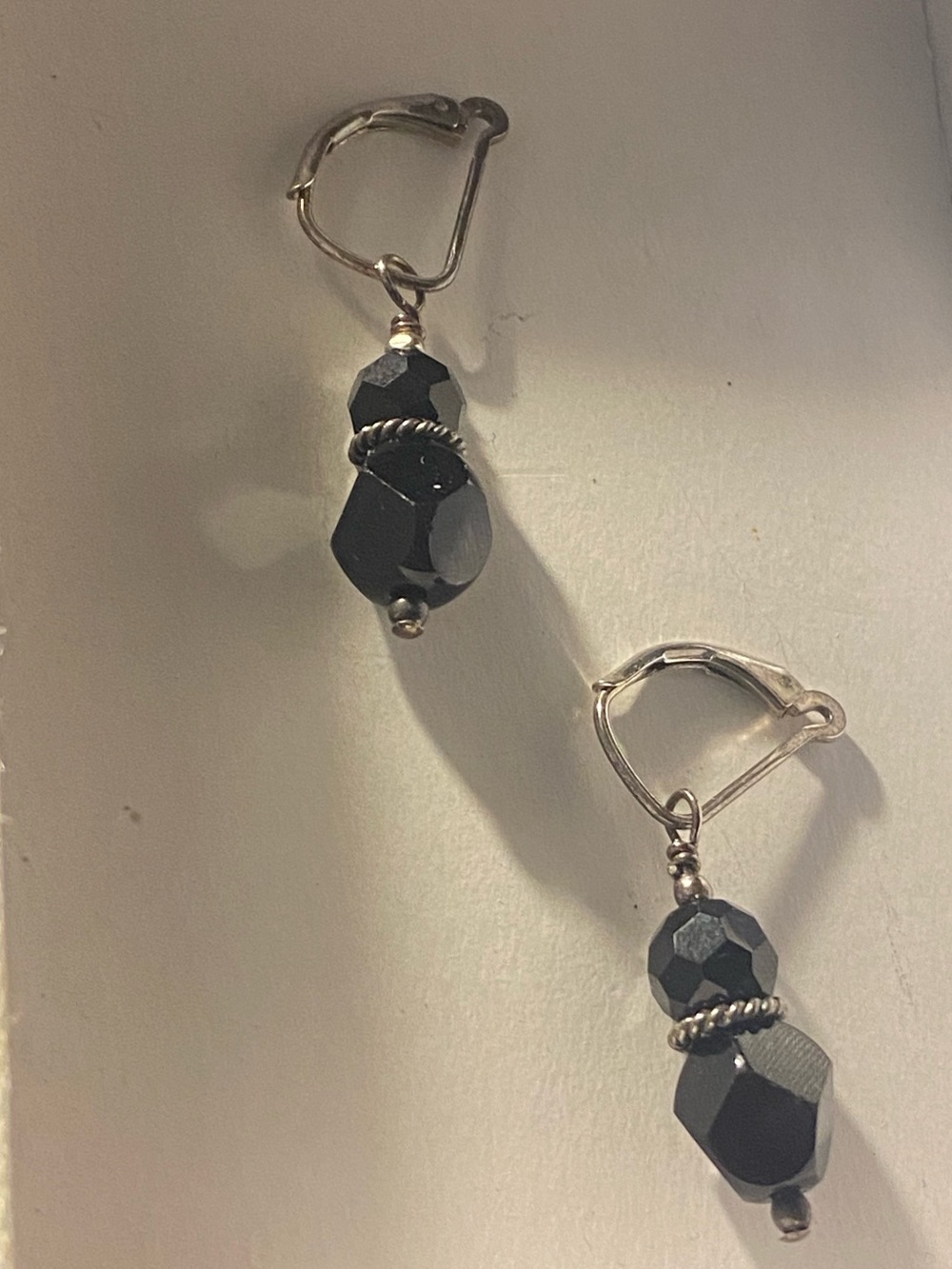 Vintage 925 Sterling Wire Wrapped Faceted Opaque Black Bead Leverback Earrings